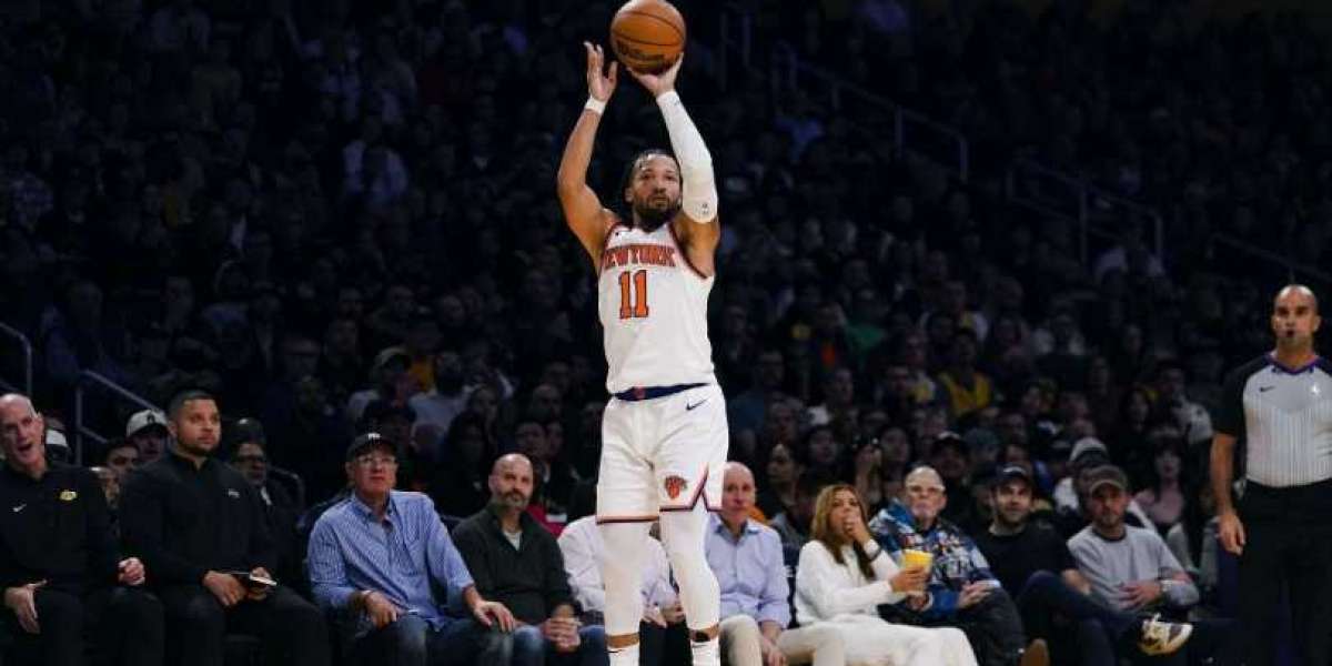 Brunson Leads Knicks, but Title Doubts Swirl: Is He Enough?