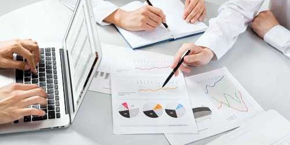 Strategy Consulting Market Size, Trends | Global Report, 2032