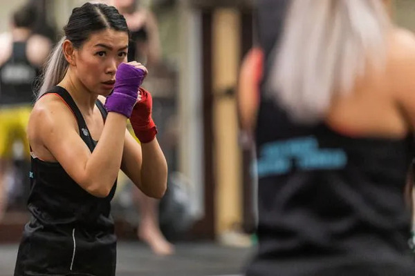 Muay Thai Kickboxing in Mississauga: A Path to Fitness and Self-Defense - Article View - Latinos del Mundo